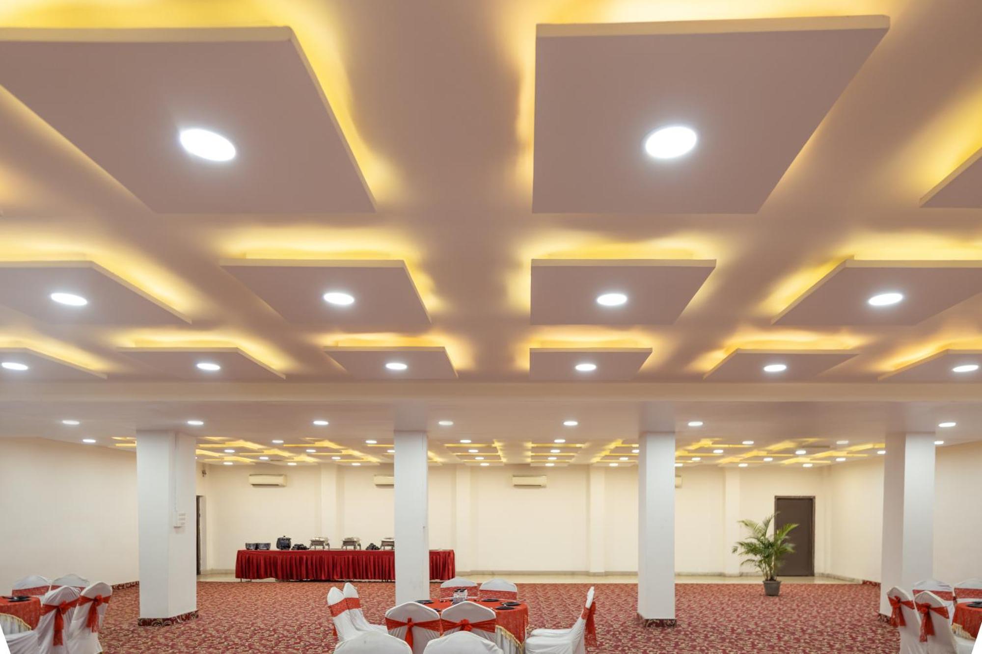 فندق Sheetal International Rāipur المظهر الخارجي الصورة