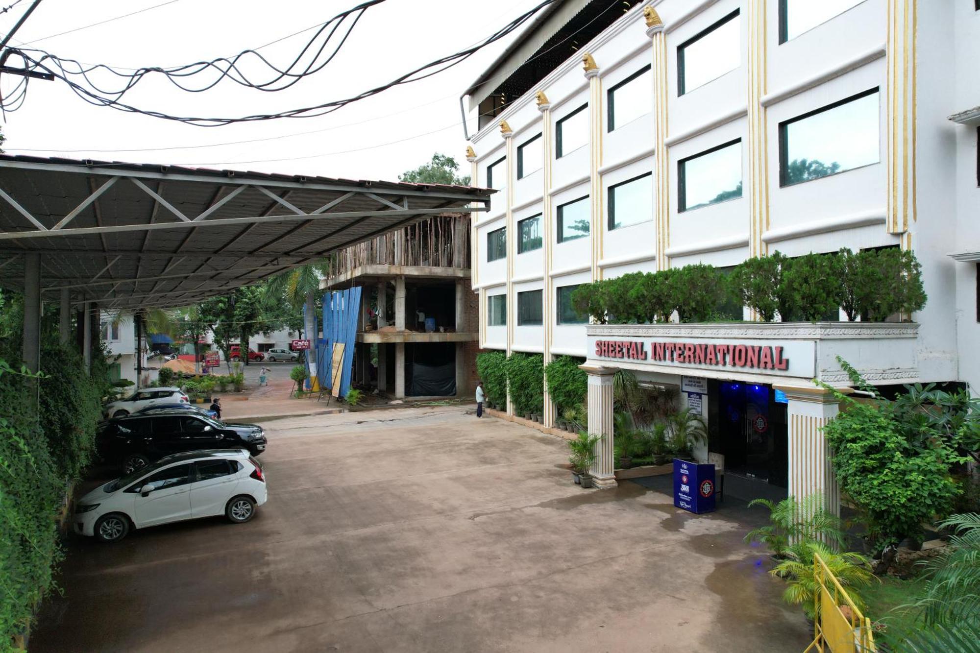 فندق Sheetal International Rāipur المظهر الخارجي الصورة